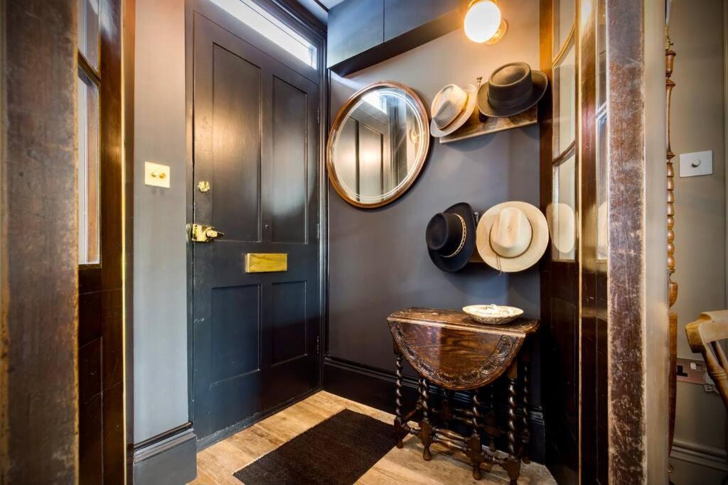 ロンドン Kings Cross, Self-Contained House & Private Gardenヴィラ エクステリア 写真